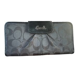 VTG Coach Black Signature Coated Canvas Leather Flap Wallet Long